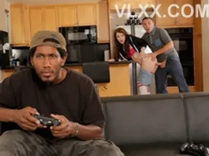 Vụng trộm cùng chị bồi bàn xinh đẹp