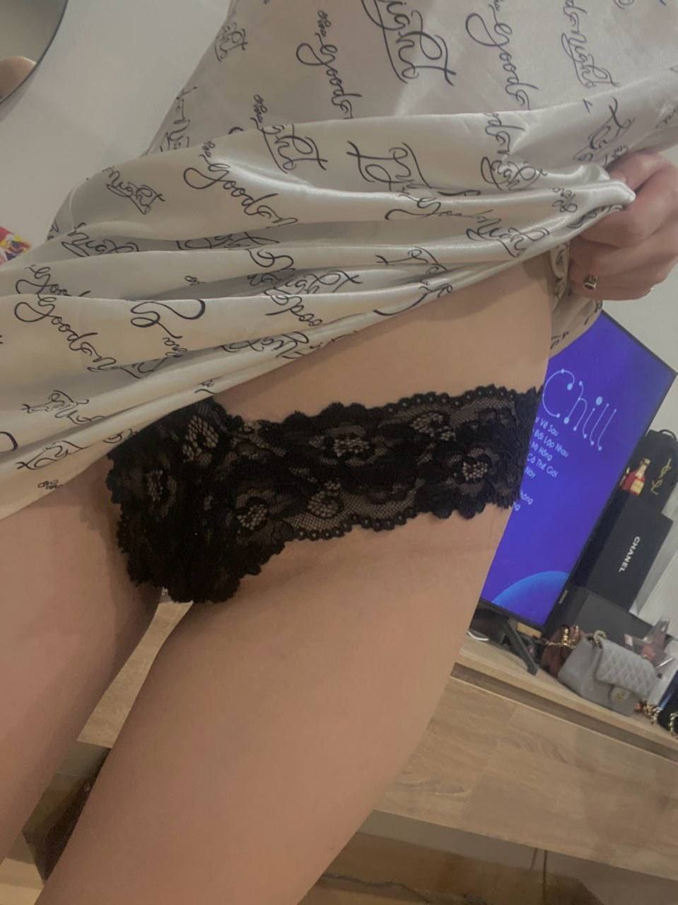 Cậu thanh niên ngây ngô và trải nghiệm một ngày sống cùng idol jav